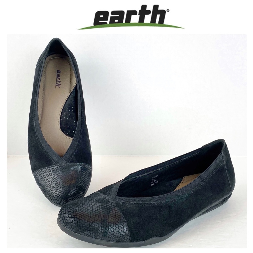 Earth Mara Suede Cap Toe Flat, Black, 8.5